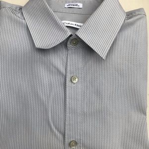 Calvin Klein S/L Men’s shirt, gray 100%  textured Cotton sized Medium